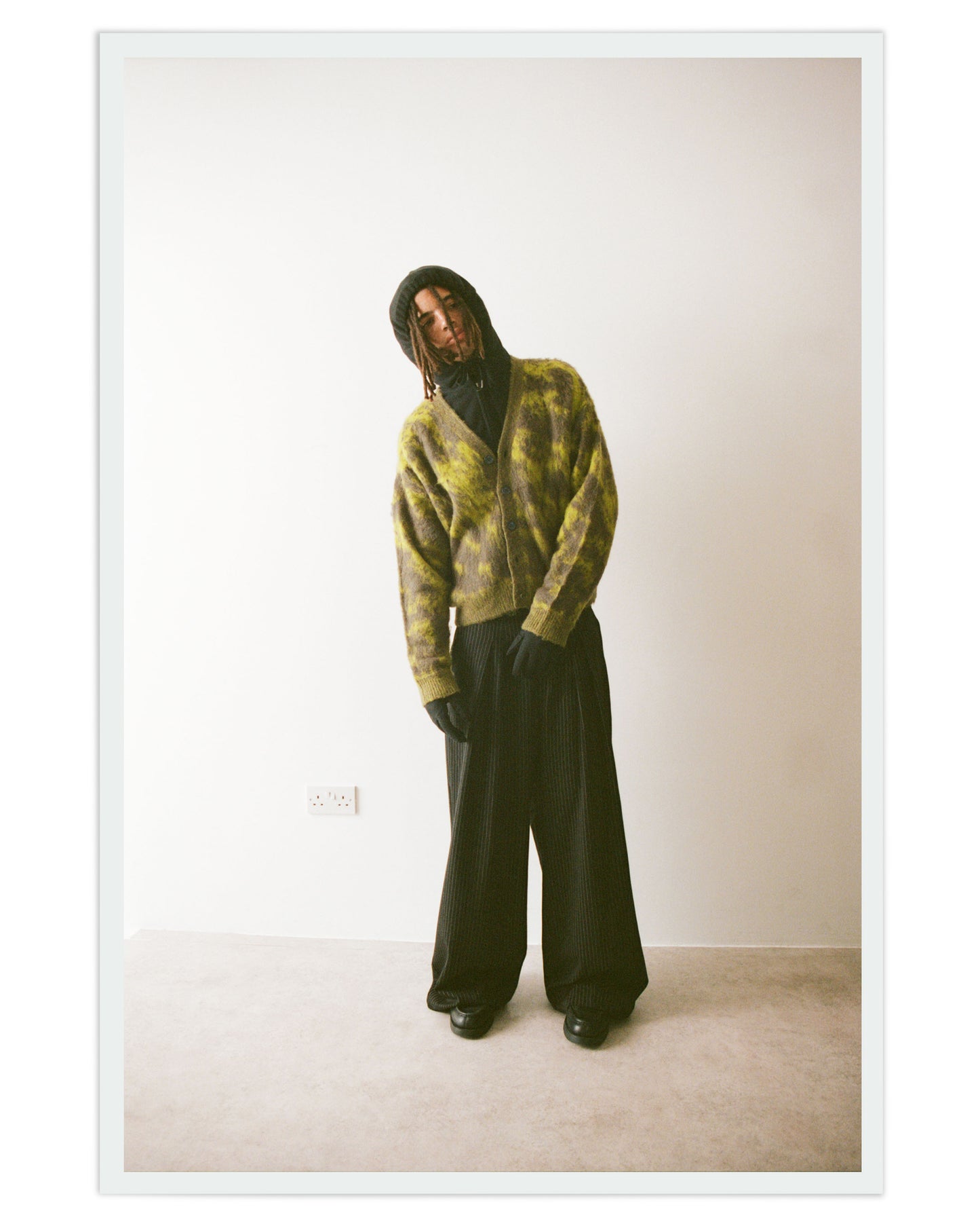 Ukiyo Black Pleated Wide Leg Pinstripe Pants